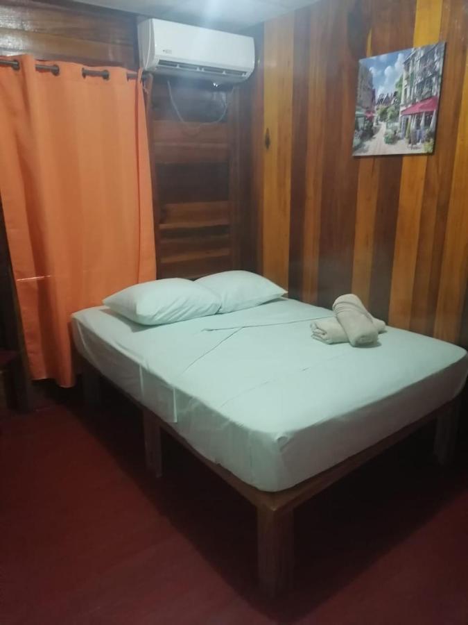 Hostel El Jaguar Bocas del Toro